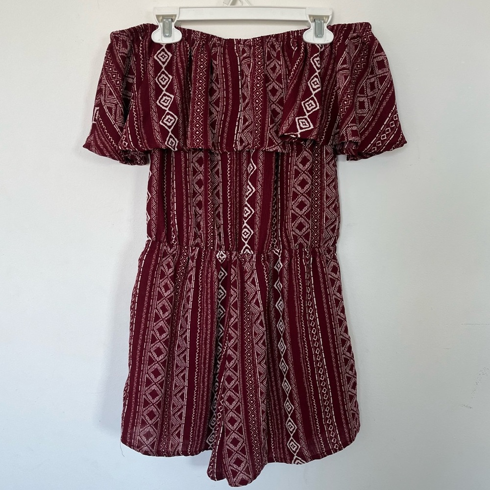 AMERICAN EAGLE OFF THE SHOULDER ROMPER